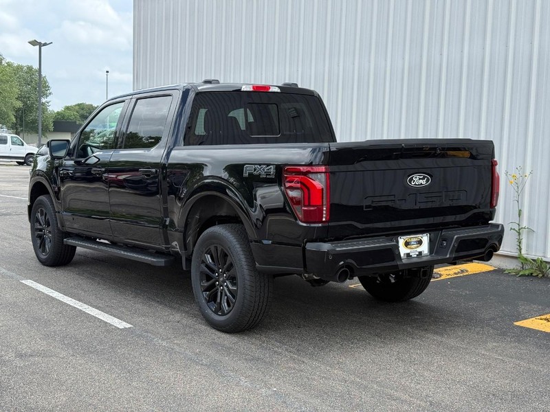Ford F-150 Vehicle Full-screen Gallery Image 3