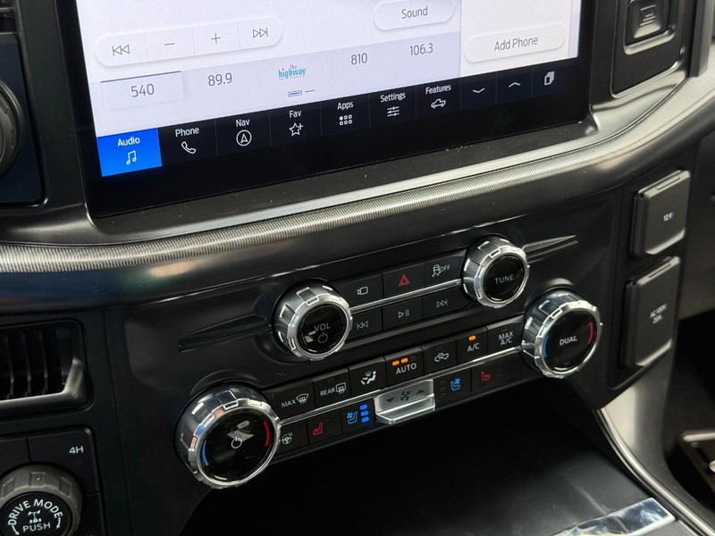 Ford F-150 Vehicle Full-screen Gallery Image 19