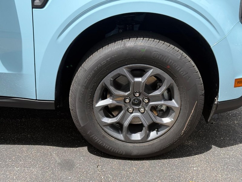 Ford Maverick Vehicle Full-screen Gallery Image 7