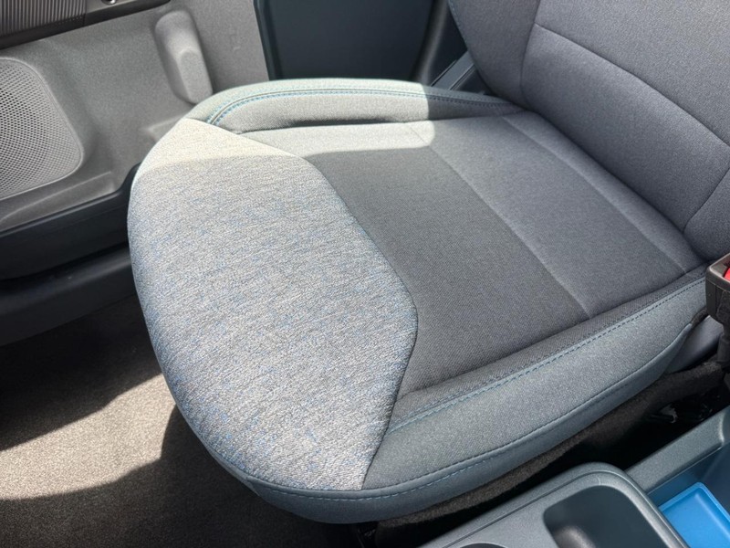 Ford Maverick Vehicle Full-screen Gallery Image 20