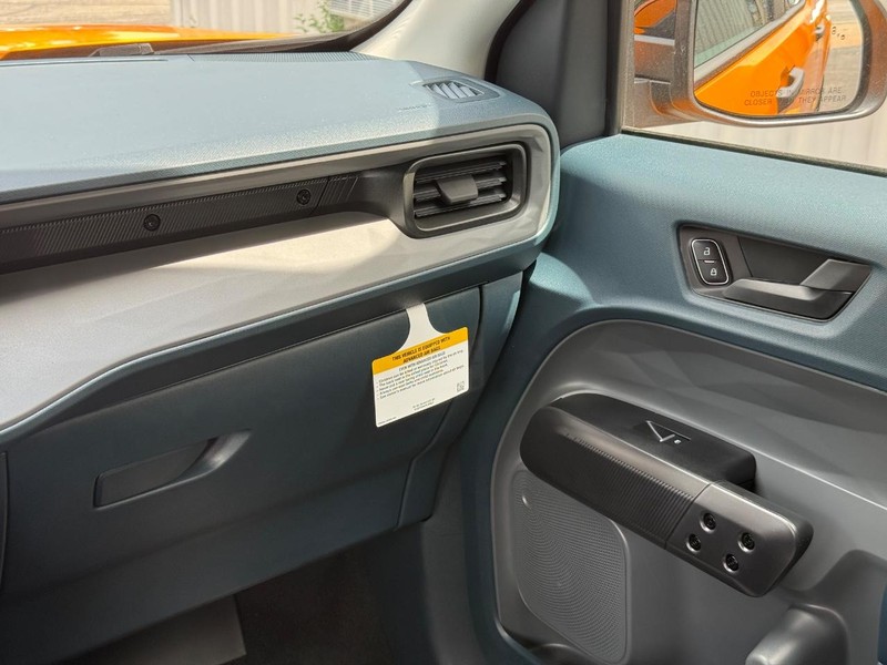 Ford Maverick Vehicle Full-screen Gallery Image 14