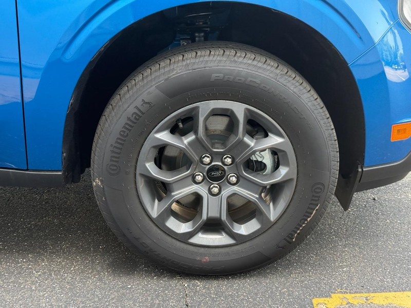 Ford Maverick Vehicle Full-screen Gallery Image 7