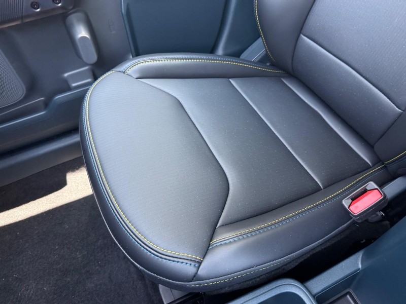 Ford Maverick Vehicle Full-screen Gallery Image 20