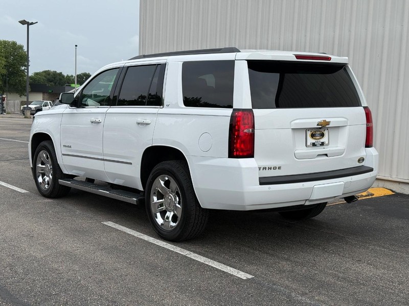 Chevrolet Tahoe Vehicle Full-screen Gallery Image 3