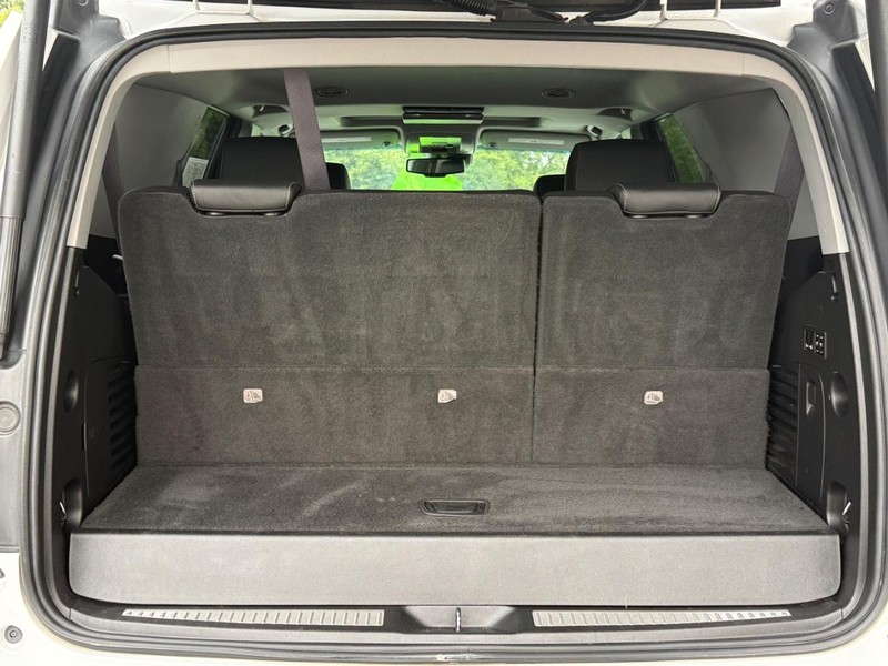 Chevrolet Tahoe Vehicle Full-screen Gallery Image 5