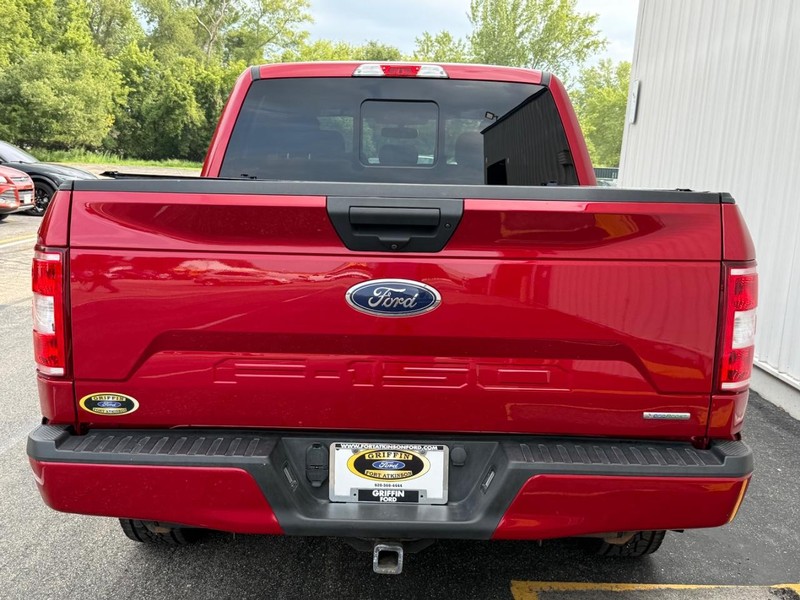 Ford F-150 Vehicle Full-screen Gallery Image 4