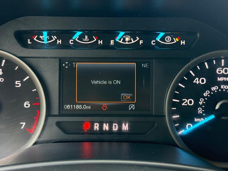 Ford F-150 Vehicle Full-screen Gallery Image 17