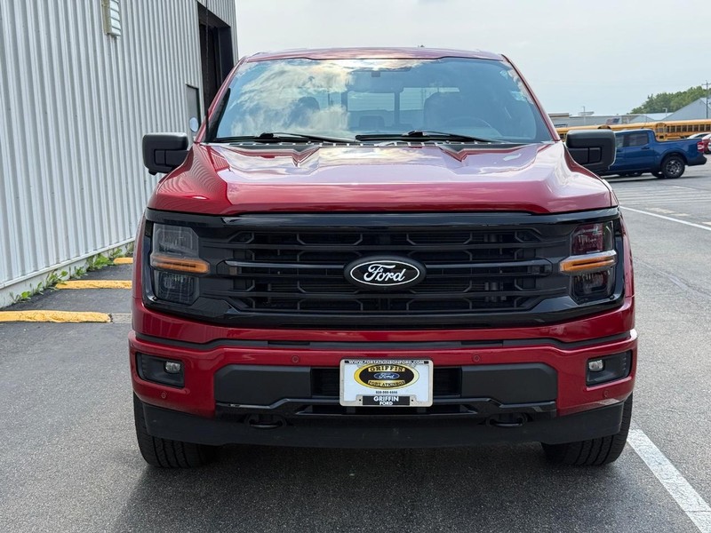 Ford F-150 Vehicle Full-screen Gallery Image 8