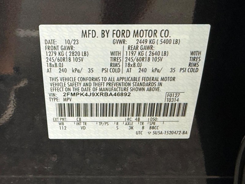 Ford Edge Vehicle Full-screen Gallery Image 22