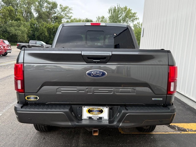 Ford F-150 Vehicle Full-screen Gallery Image 4
