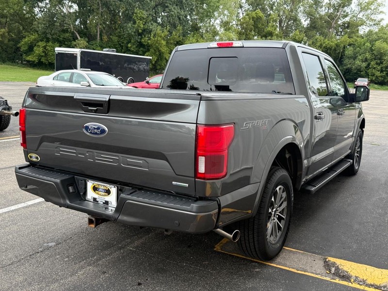 Ford F-150 Vehicle Full-screen Gallery Image 6