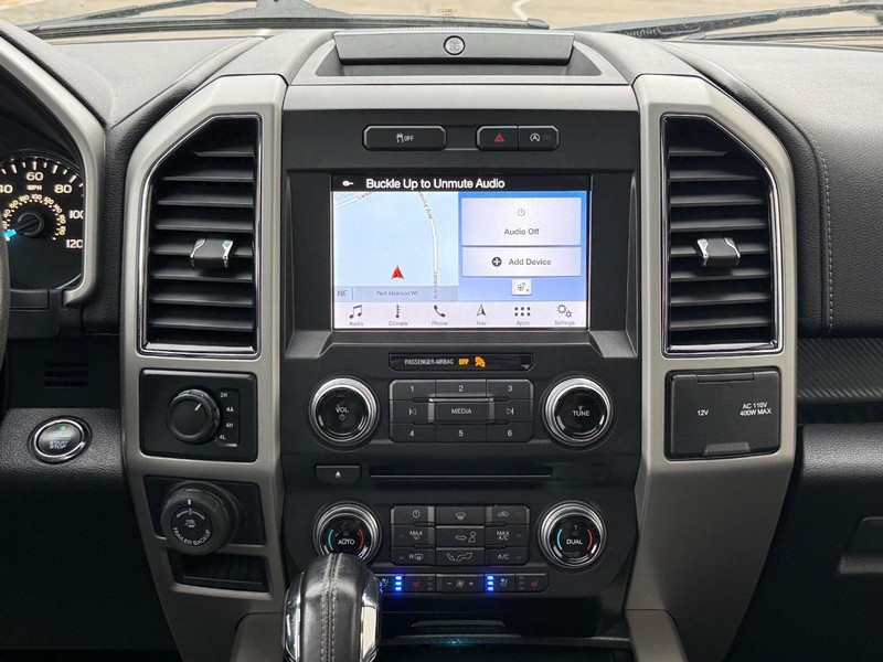 Ford F-150 Vehicle Full-screen Gallery Image 11