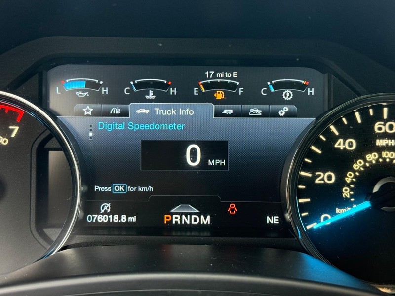 Ford F-150 Vehicle Full-screen Gallery Image 18