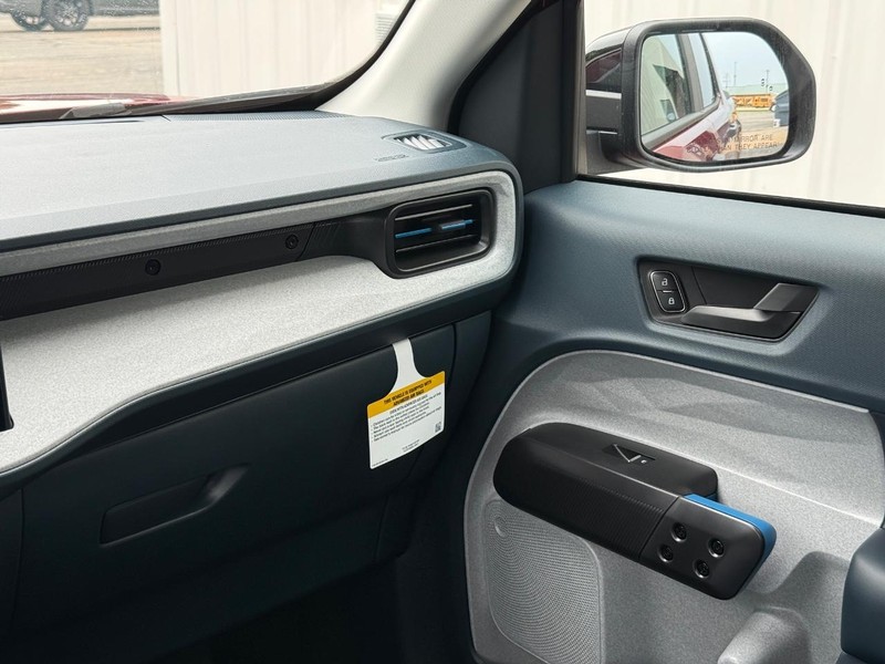 Ford Maverick Vehicle Full-screen Gallery Image 14