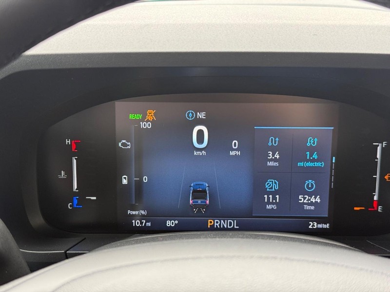 Ford Maverick Vehicle Full-screen Gallery Image 17