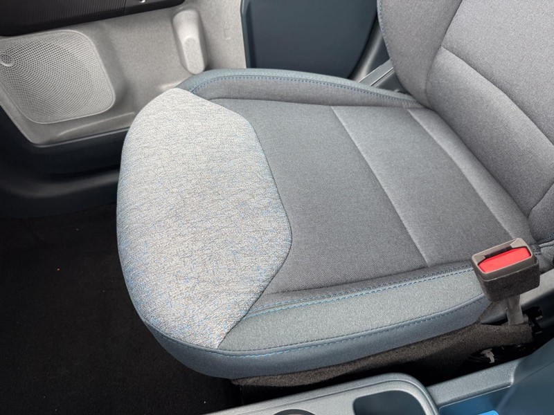 Ford Maverick Vehicle Full-screen Gallery Image 20