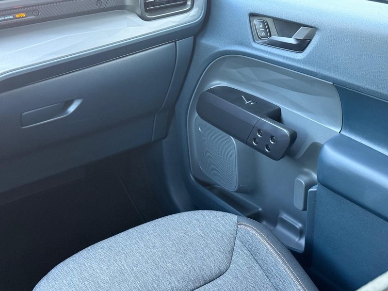 Ford Maverick Vehicle Full-screen Gallery Image 14