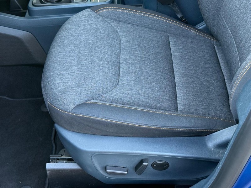 Ford Maverick Vehicle Full-screen Gallery Image 21