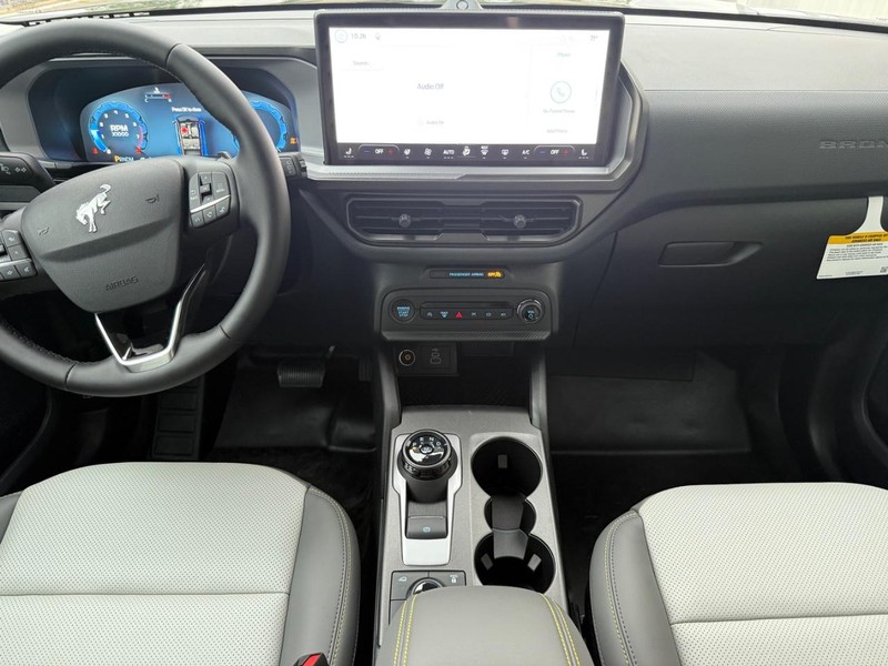 Ford Bronco Sport Vehicle Full-screen Gallery Image 6