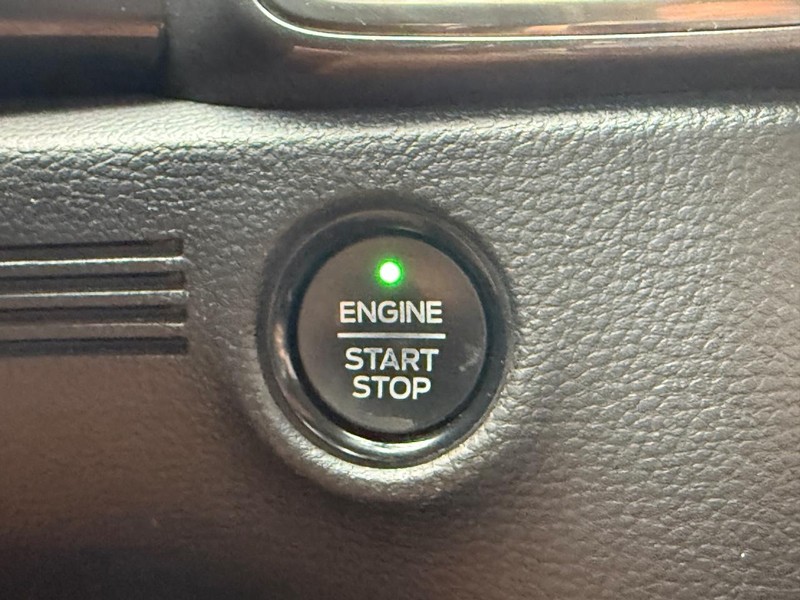 Ford Ranger Vehicle Full-screen Gallery Image 16