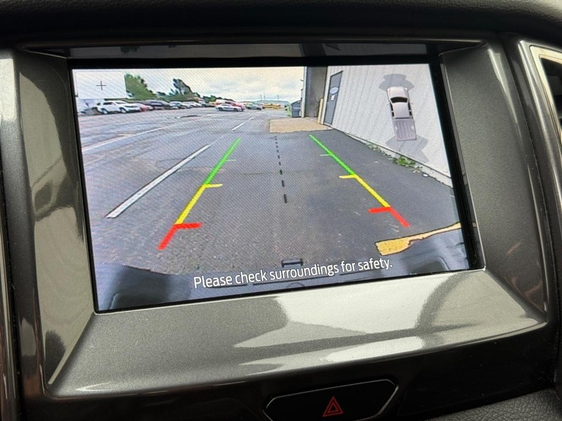 Ford Ranger Vehicle Full-screen Gallery Image 18