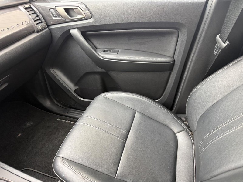 Ford Ranger Vehicle Full-screen Gallery Image 21