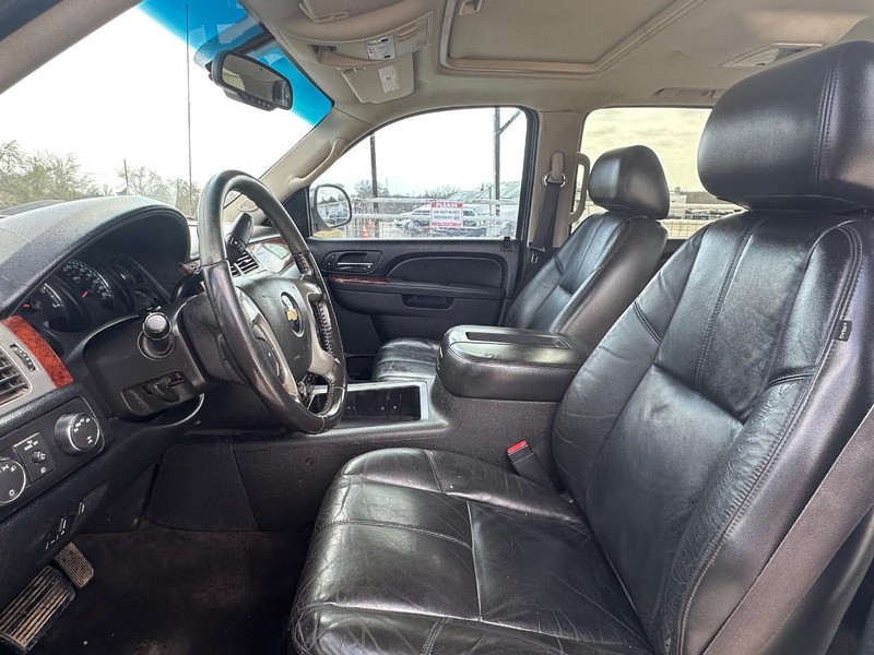 Chevrolet Silverado 1500 Vehicle Image 06