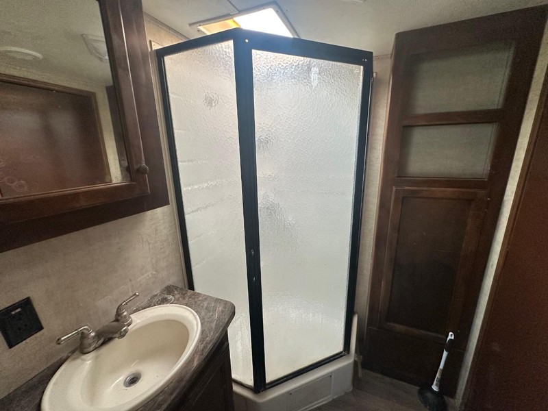 Keystone SPRINTER Vehicle Full-screen Gallery Image 09