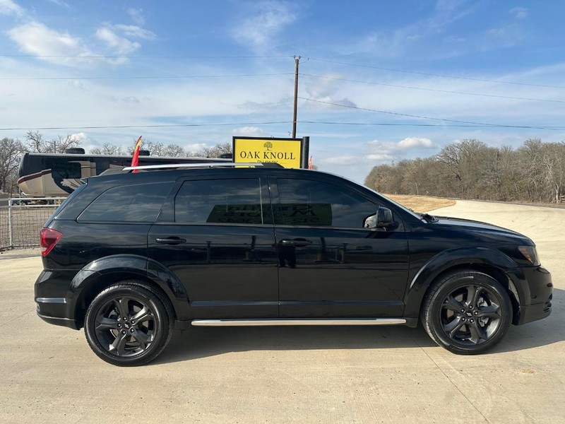 Dodge Journey Vehicle Full-screen Gallery Image 03