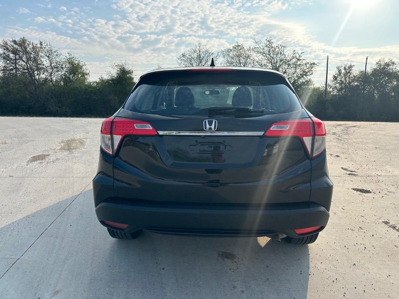 Honda HR-V Vehicle Full-screen Gallery Image 04