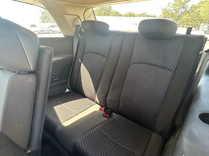 Dodge Journey Vehicle Full-screen Gallery Image 08