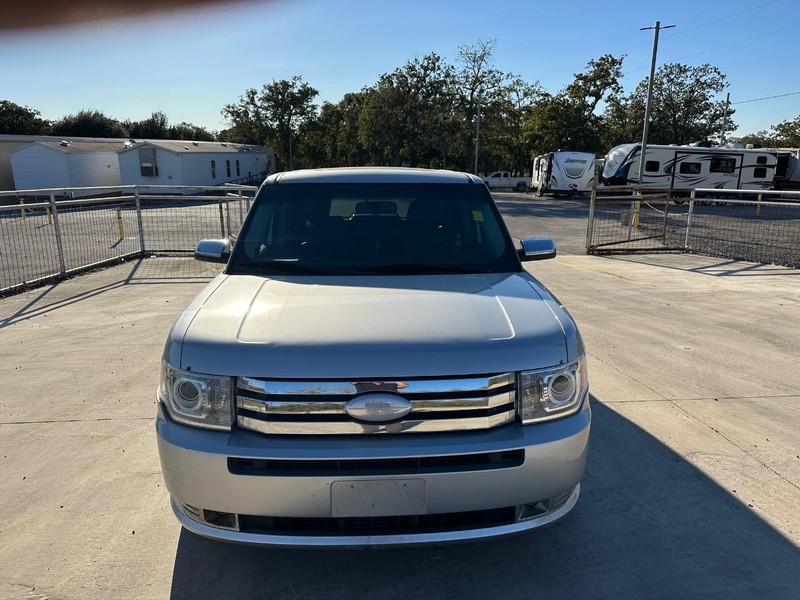 Ford Flex Vehicle Full-screen Gallery Image 02