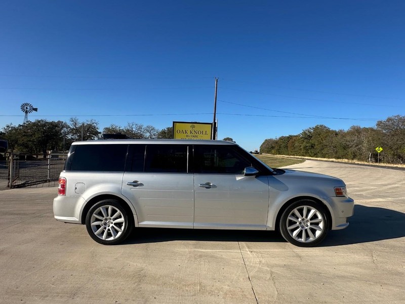 Ford Flex Vehicle Full-screen Gallery Image 03