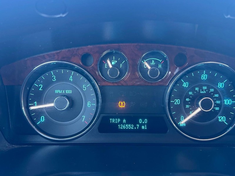 Ford Flex Vehicle Full-screen Gallery Image 09