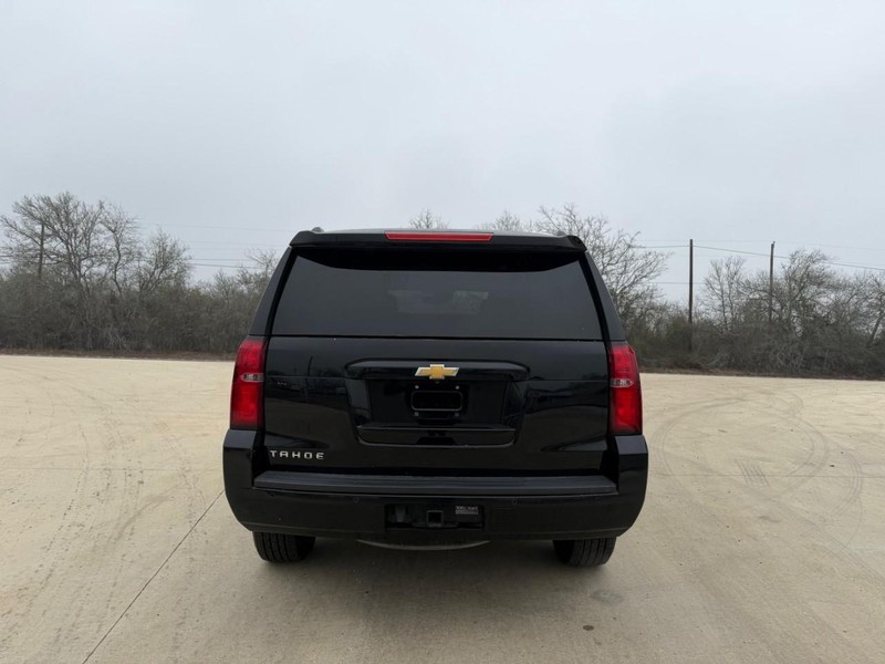 Chevrolet Tahoe Vehicle Full-screen Gallery Image 04