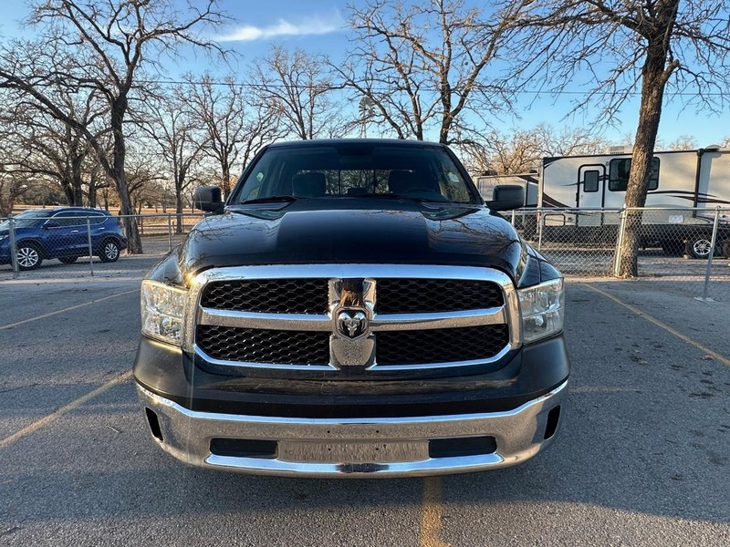 Dodge Ram 1500 Vehicle Full-screen Gallery Image 02