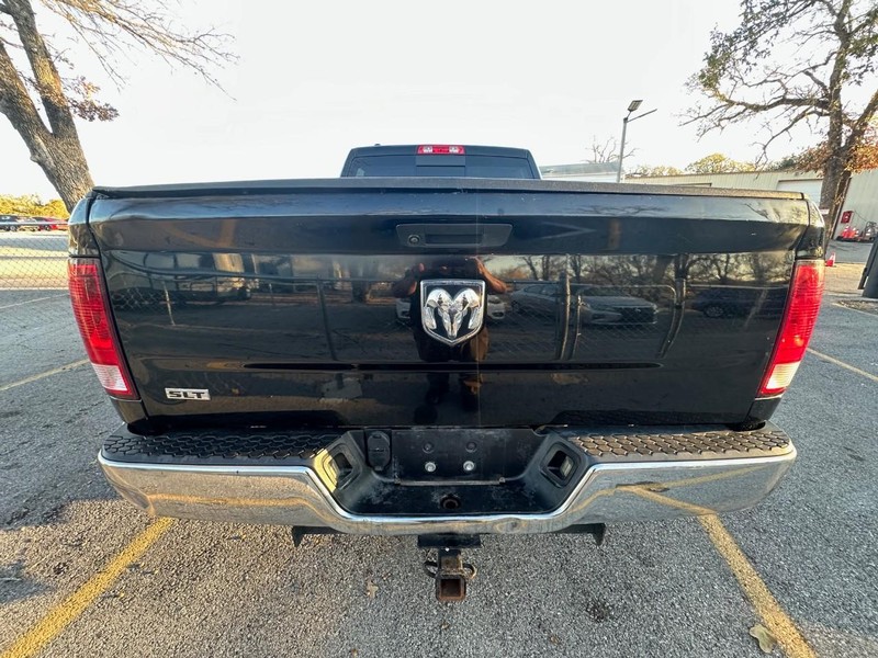 Dodge Ram 1500 Vehicle Full-screen Gallery Image 04