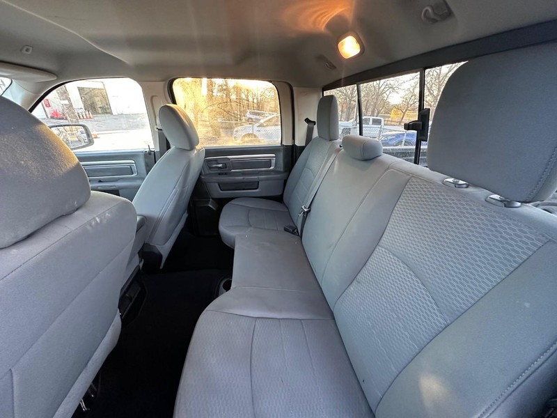 Dodge Ram 1500 Vehicle Full-screen Gallery Image 07