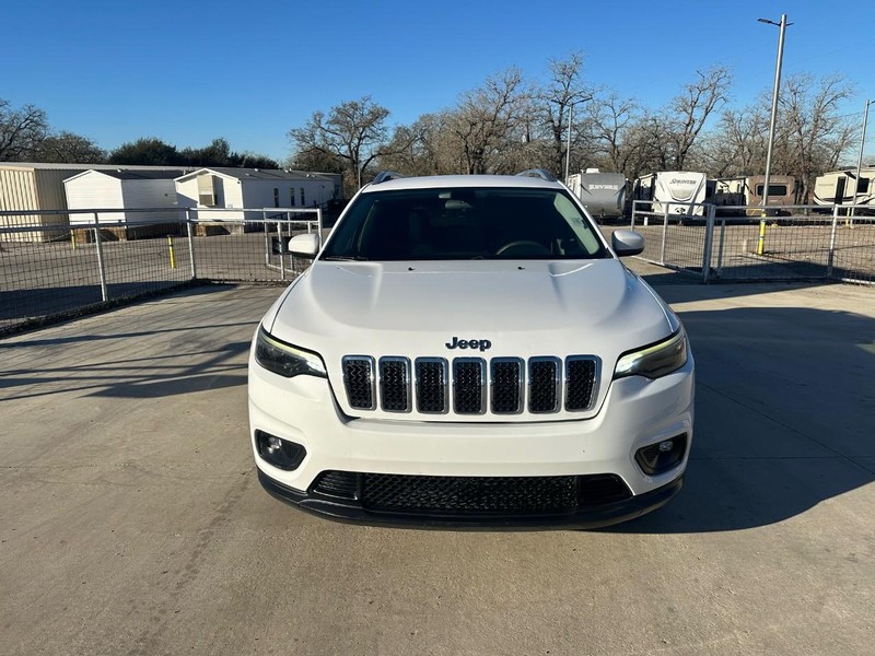 Jeep Cherokee Vehicle Full-screen Gallery Image 02