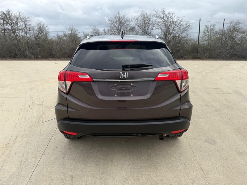 Honda HR-V Vehicle Full-screen Gallery Image 04