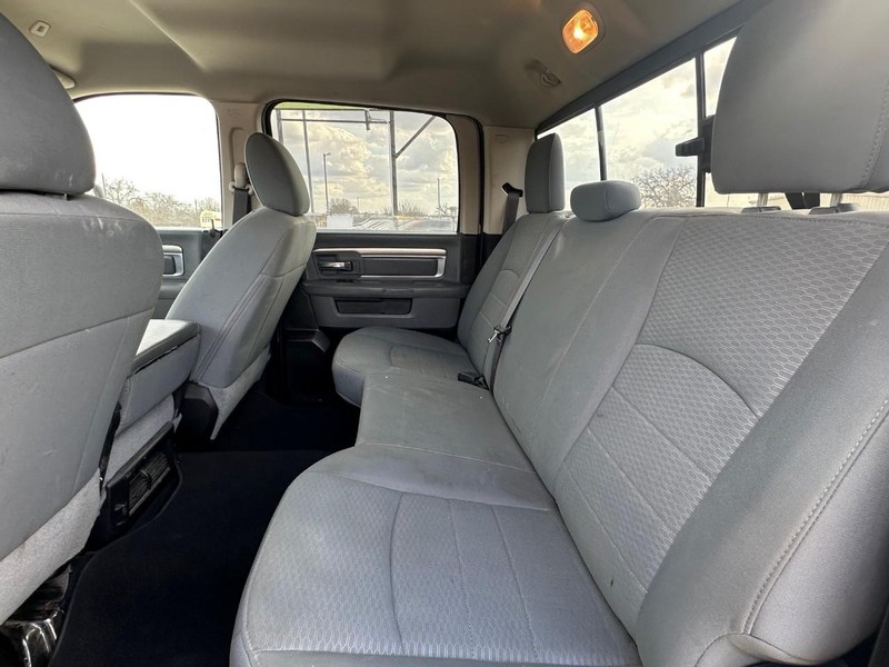 Dodge Ram 1500 Vehicle Full-screen Gallery Image 07