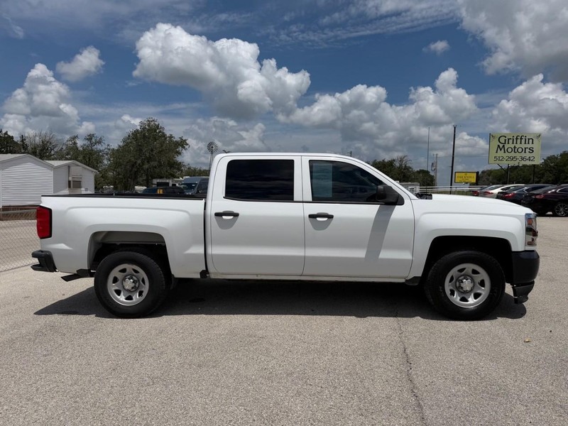 Chevrolet Silverado 1500 Vehicle Full-screen Gallery Image 03