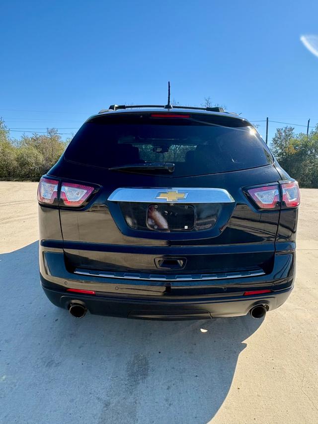 Chevrolet Traverse Vehicle Full-screen Gallery Image 04
