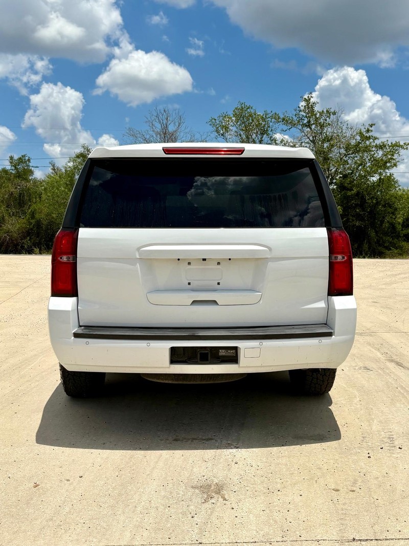 Chevrolet Tahoe Vehicle Full-screen Gallery Image 04