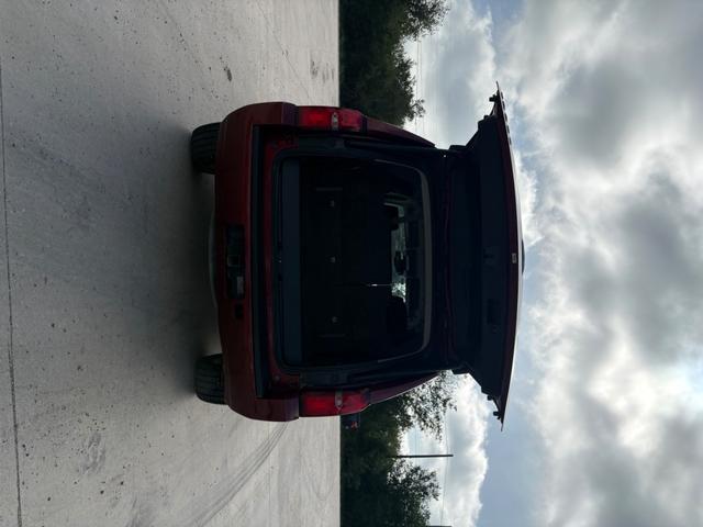 Chevrolet Tahoe Vehicle Full-screen Gallery Image 05
