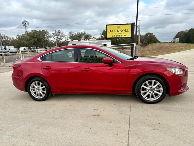Mazda MAZDA6 Vehicle Full-screen Gallery Image 03