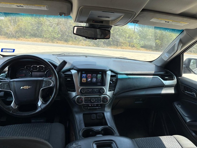 Chevrolet Tahoe Vehicle Full-screen Gallery Image 05