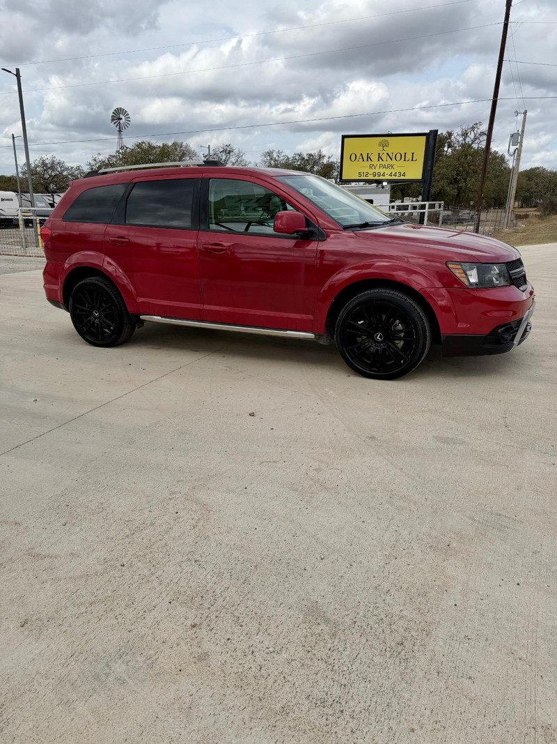 Dodge Journey Vehicle Full-screen Gallery Image 07
