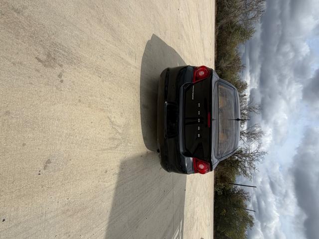 Dodge Avenger Vehicle Full-screen Gallery Image 04