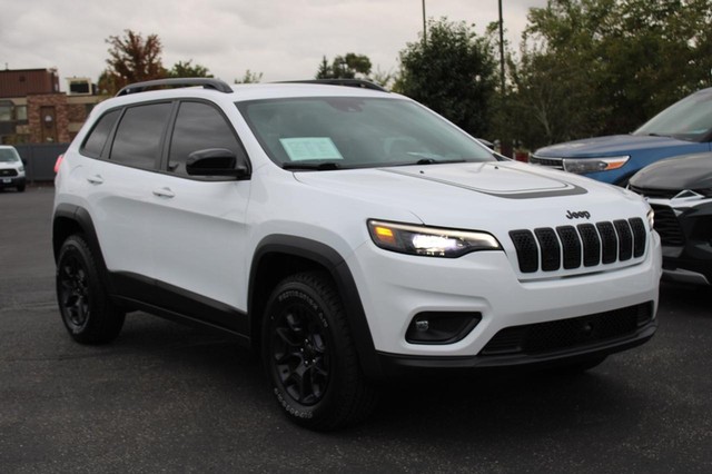 2022 Jeep Cherokee 4WD X at Griffin's Hub Chrysler Dodge Jeep Ram in Milwaukee WI